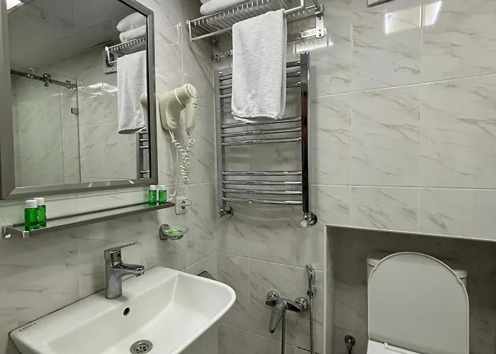 Markaz Hotel Nizami Street